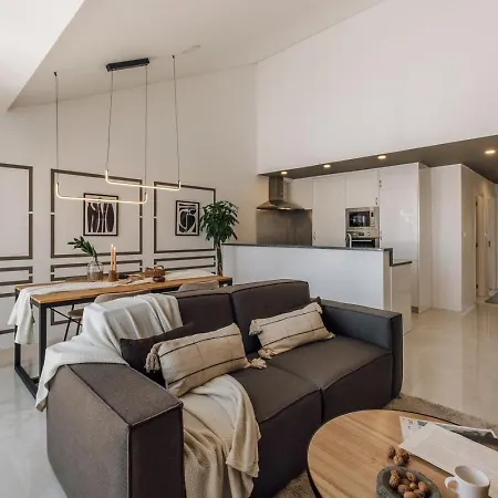 Sost - 2 Bedrooms And Shared Rooftop In Alcantara Apartment Lissabon